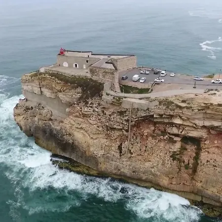 Дом отдыха Casa Ana Almeida Назаре