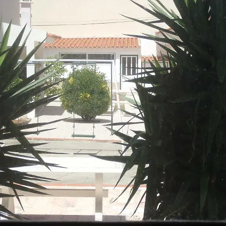 Casa Ana Almeida *