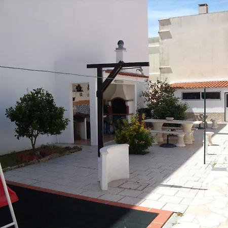 Casa Ana Almeida Дом отдыха Назаре