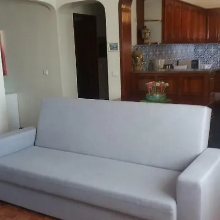 Casa Ana Almeida